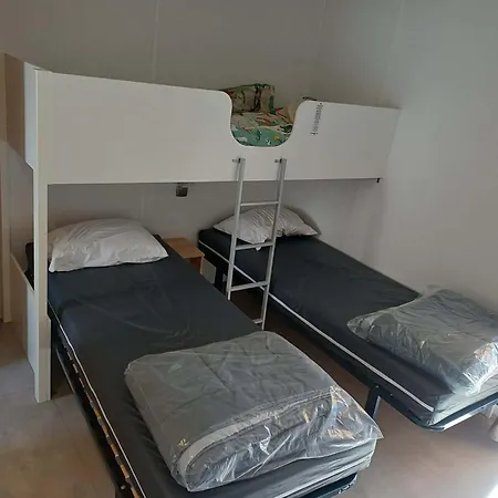 Campeggio Le Mobilhome Douillet Climatisé 5 Pers En Camping, Proche Plage, 2 Sdb, 2 Wc *